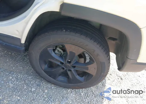 2021 Jeep Compass Altitude 4X4 z USA, uszkodzony, nr VIN 3C4NJDBB3MT509680